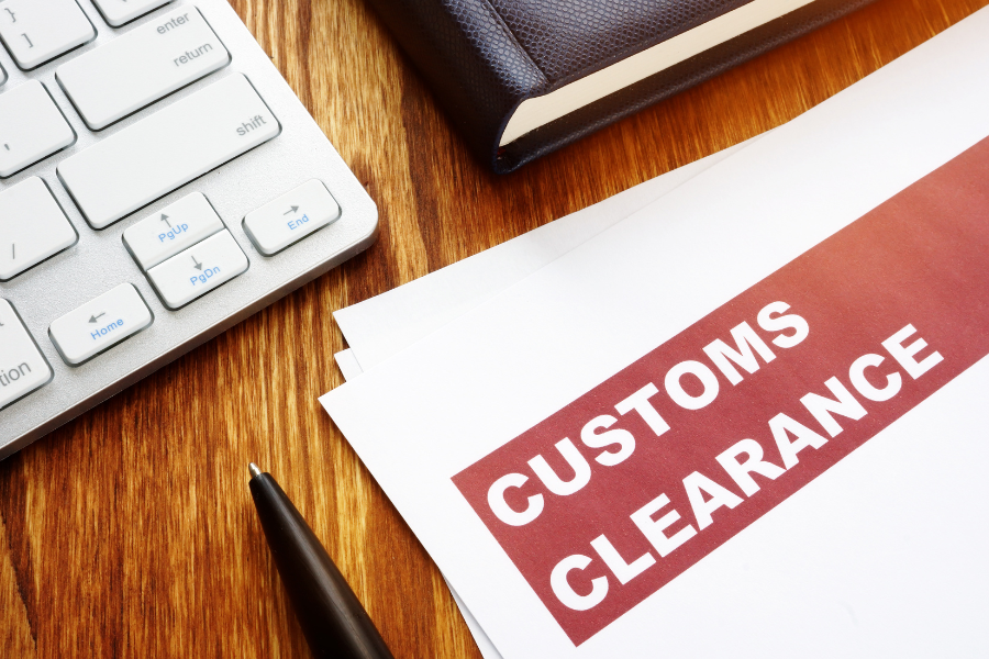 Choosing the Right Customs Clearance Provider: A Guide for Importers